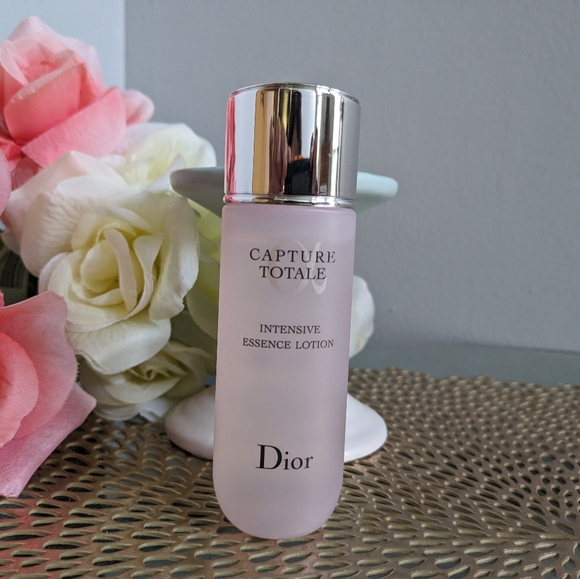 DIOR CAPTURE TOTALE INTENSIVE ESSENCE LOTION Strengthened Barrier - Picture 2 of 3